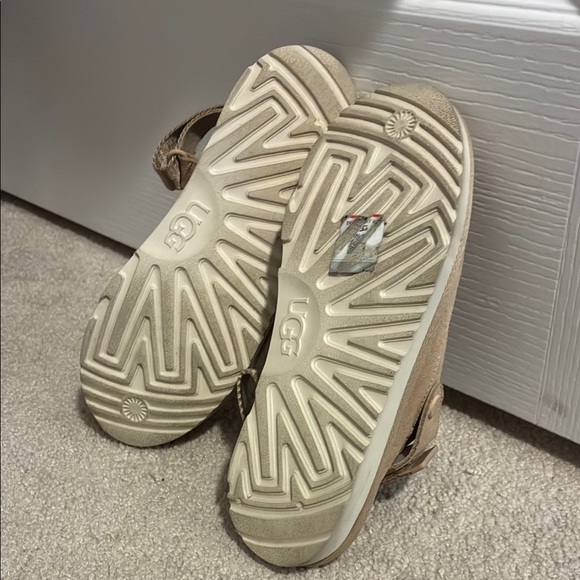 UGG Tan clogs - Picture 3 of 4